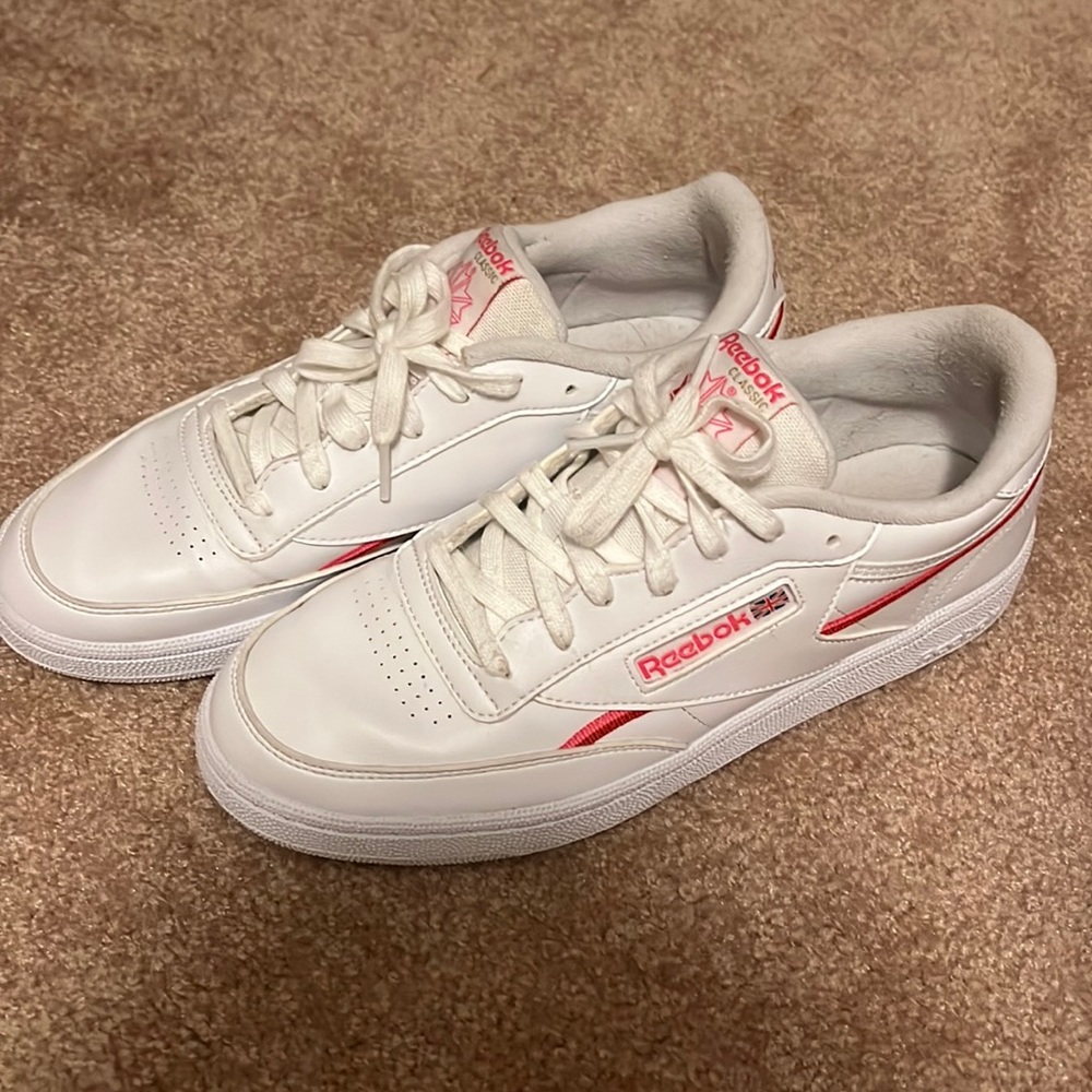 Reeboks 9.5 womens